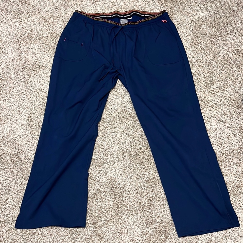 2xl petite heart and soul scrub pants